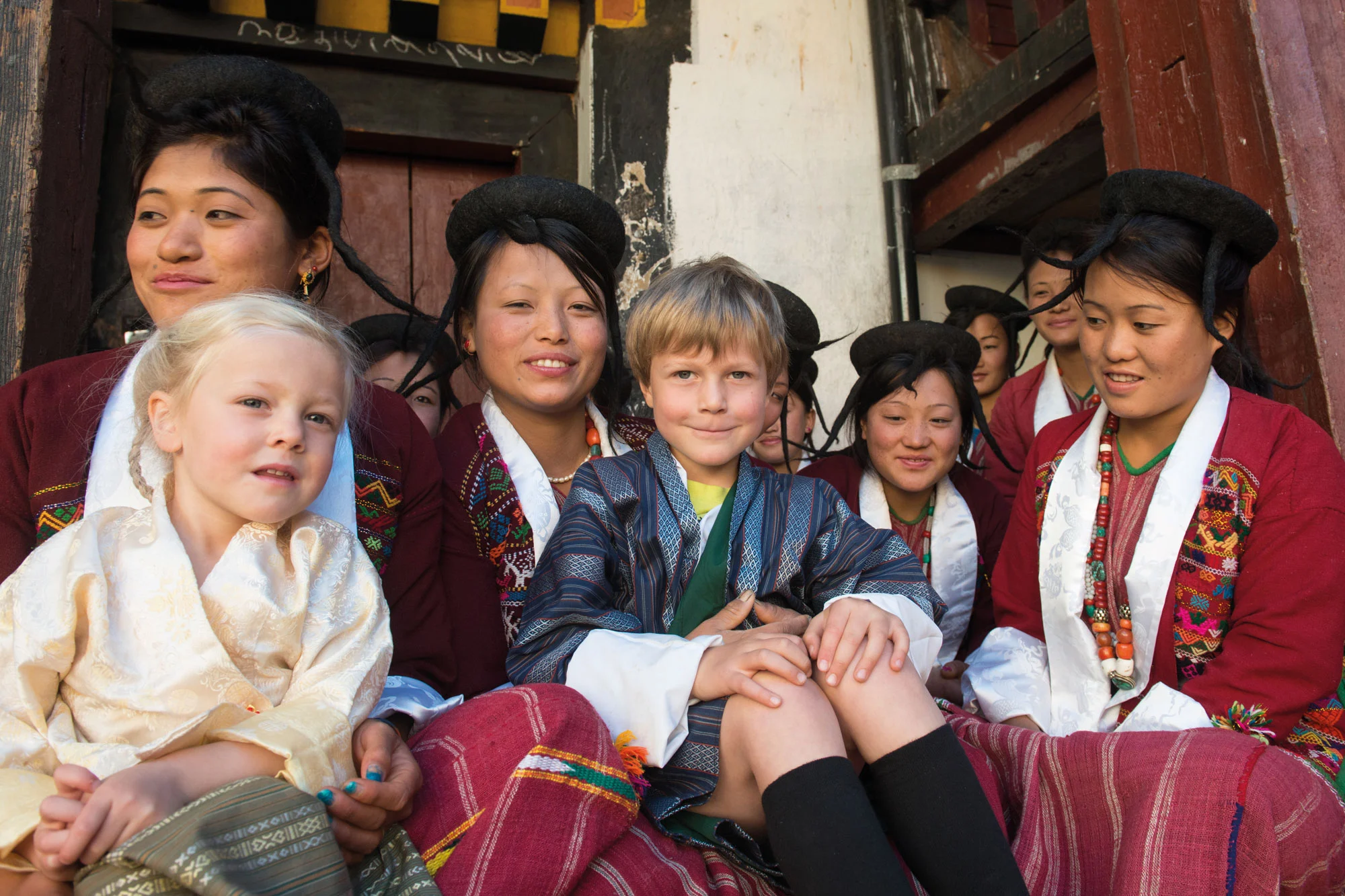 Zwischen zwei Welten. Im Porträt: Familie Zwahlen – Mit Kindern im Himalaya