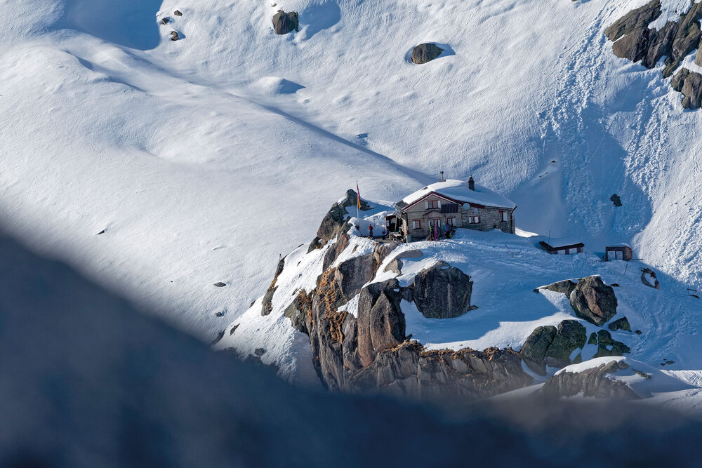 Skidurchquerung von Hütte zu Hütte – Die Urner Haute Route