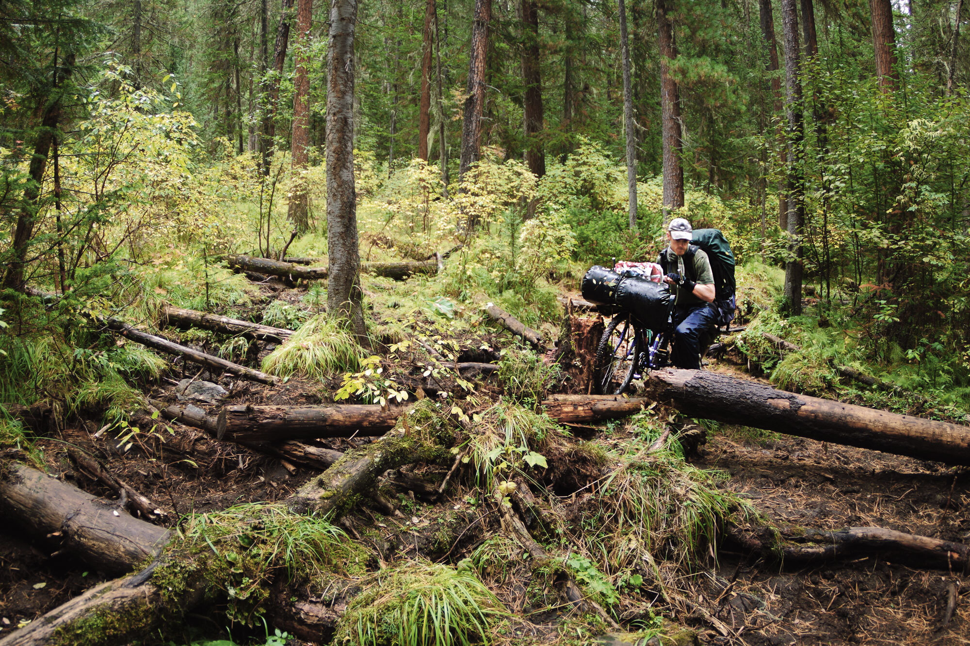 Mit Fahrrad und Packraft über alle Grenzen  durch die Wildnis Sibiriens