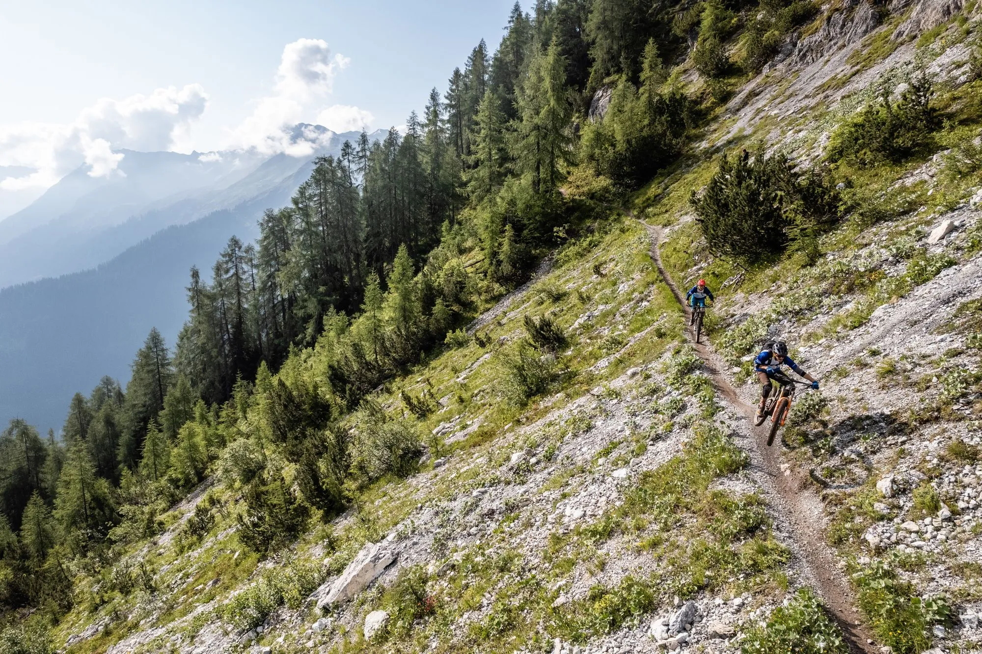 Neuer MTB-Weltrekord: 20'845 Singletrail-Tiefenmeter an nur einem Tag