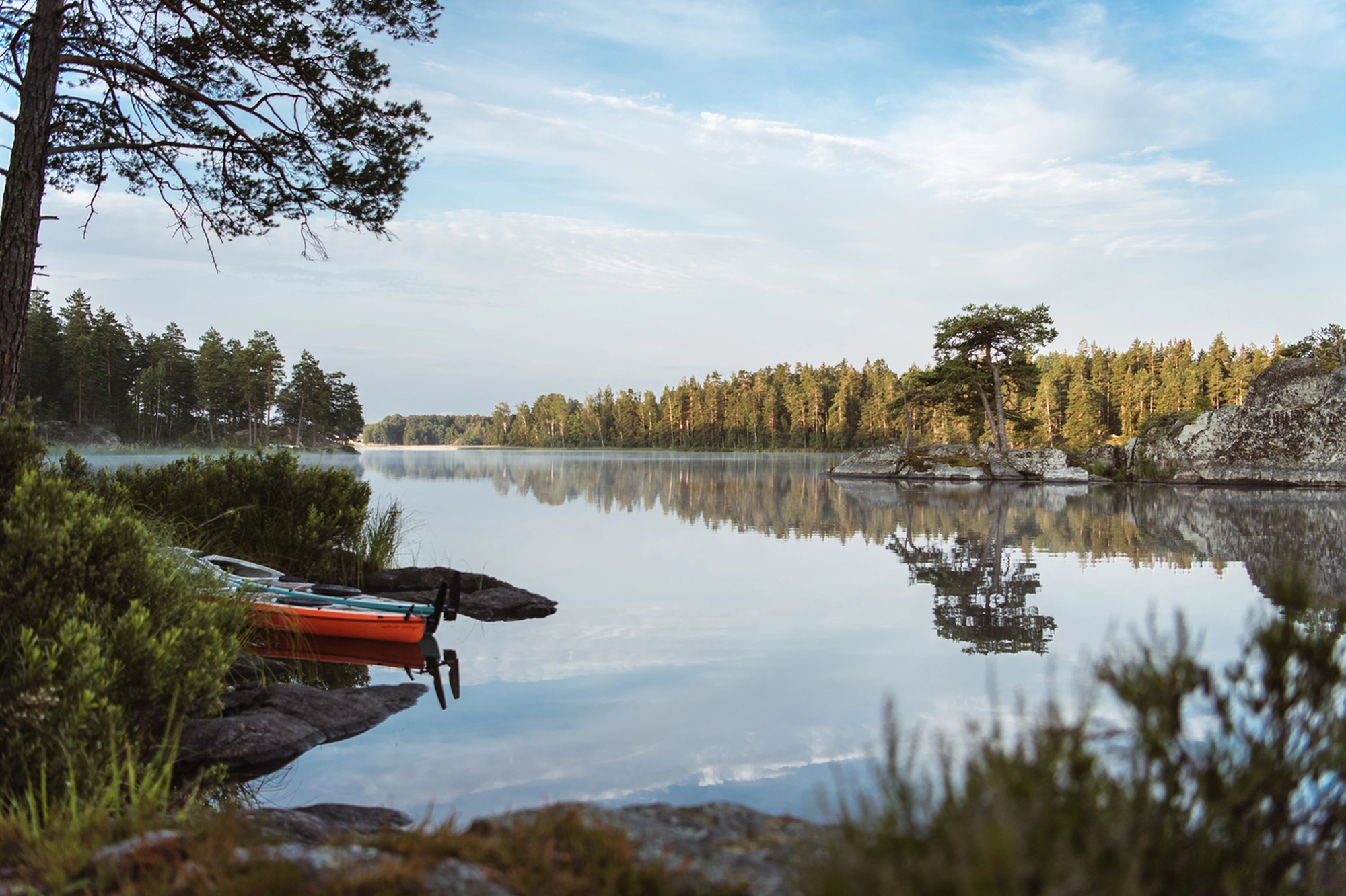 Ruhige Gewässer, Inseln und versteckte Buchten – Mit dem Kajak durch Schweden