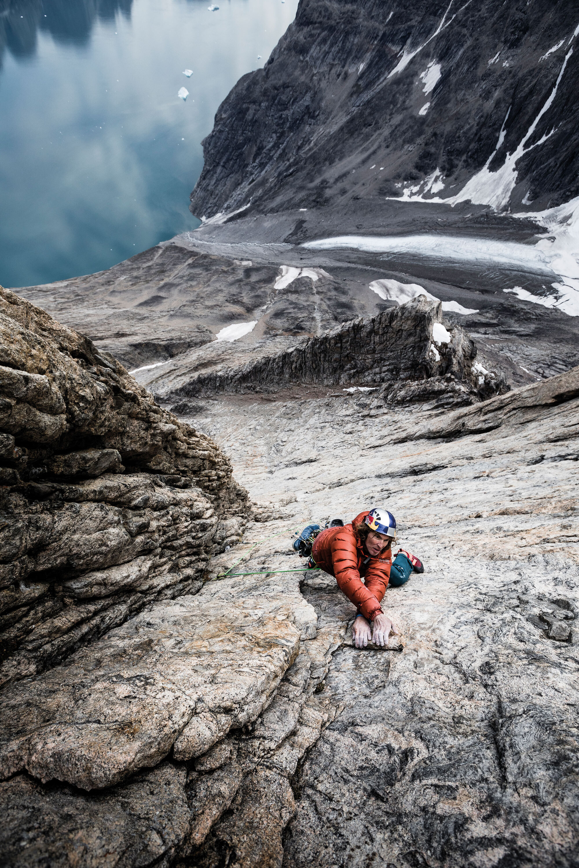 Im zweiten Anlauf – Ein Kletterabenteuer im Grössten Fjord der Welt Im zweiten Anlauf – Ein Kletterabenteuer im Grössten Fjord der Welt