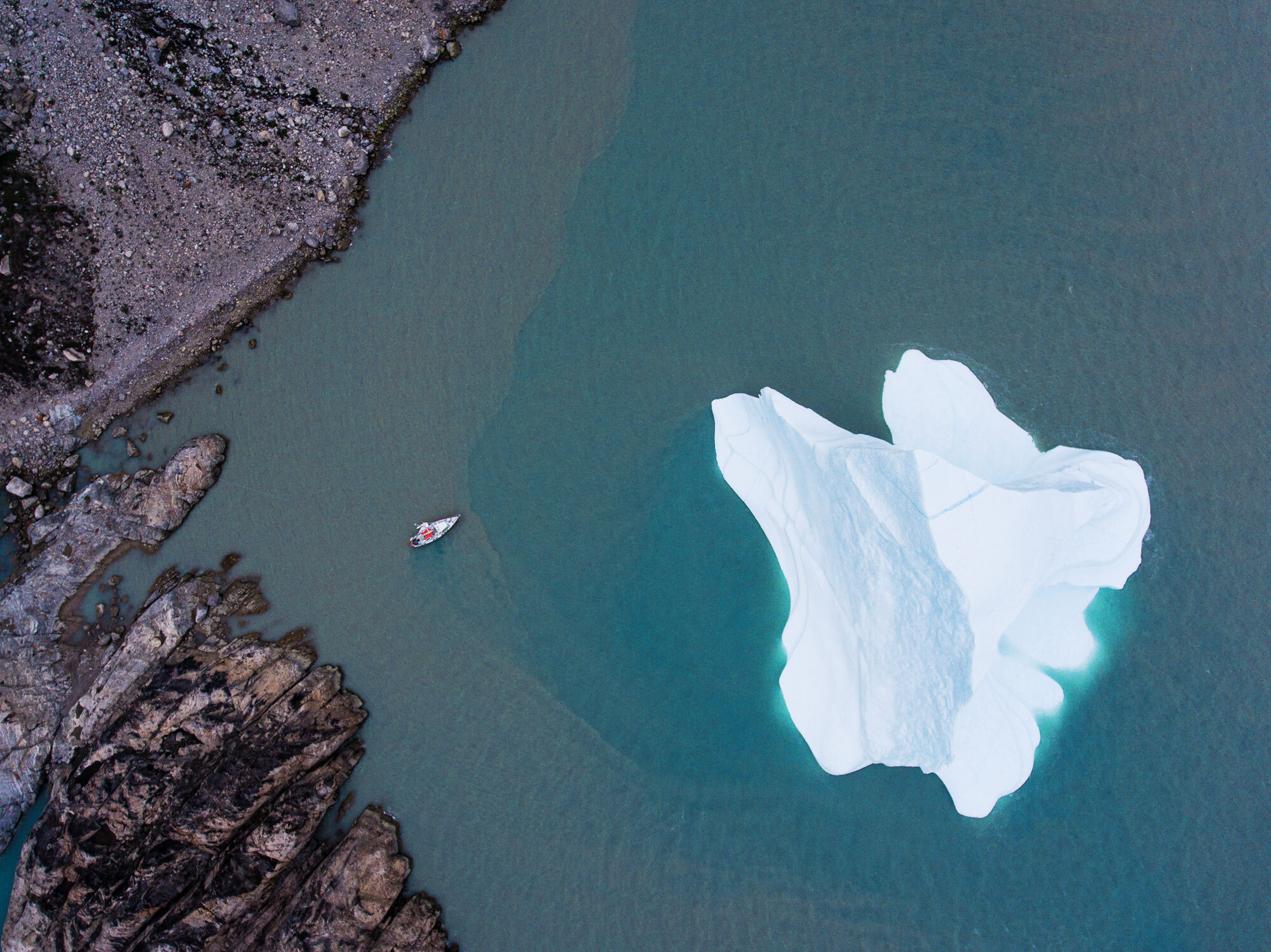 Im zweiten Anlauf – Ein Kletterabenteuer im Grössten Fjord der Welt Im zweiten Anlauf – Ein Kletterabenteuer im Grössten Fjord der Welt