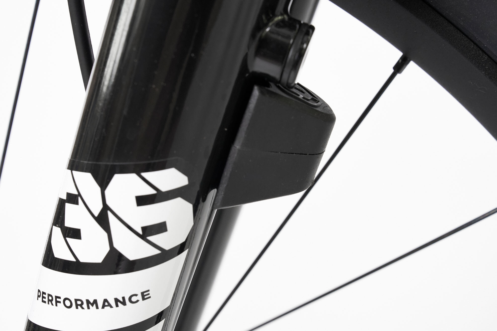 Mondraker Raze Carbon R