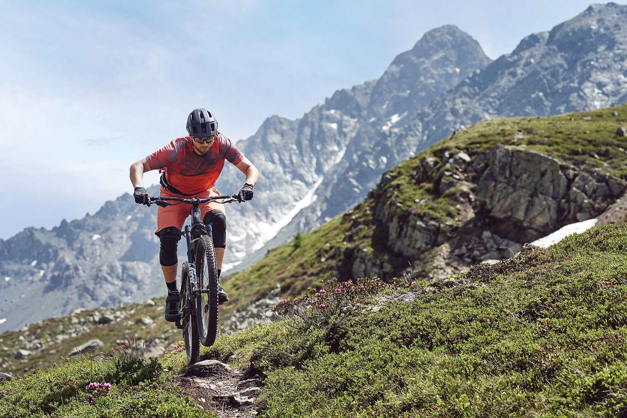 Mondraker Raze Carbon R