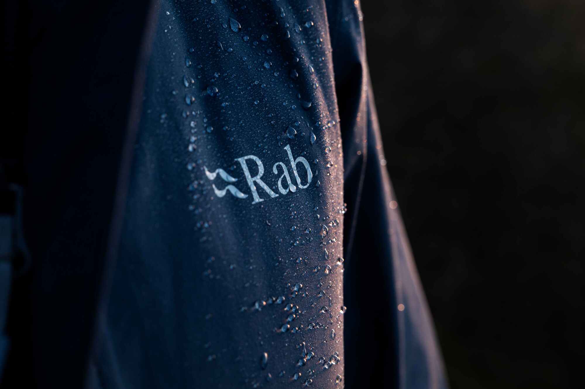 Rab erreicht Meilenstein: PFAS aus Produkten entfernt