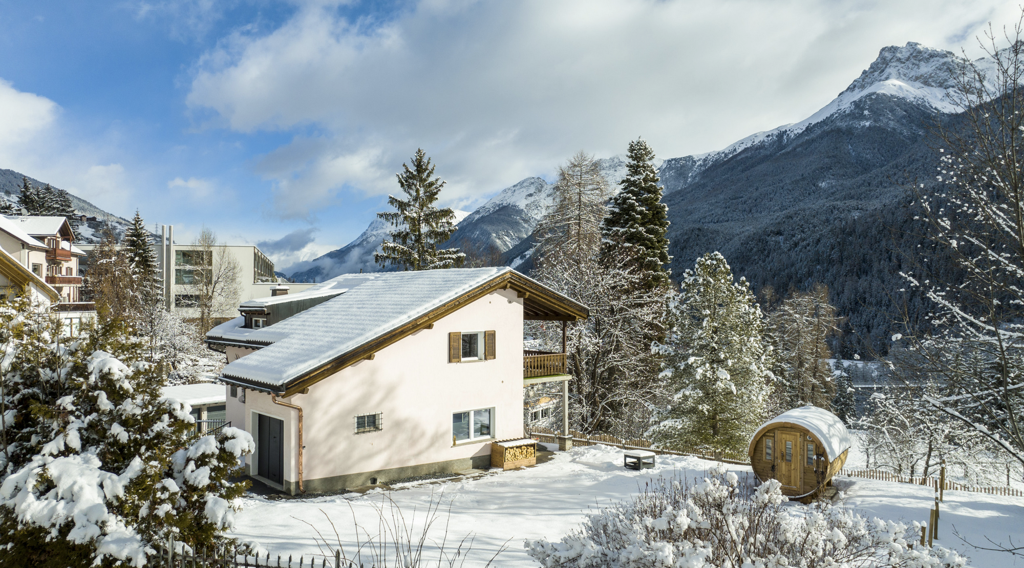 Skitest 2025/26: Freeride- und Tourenski im grossen Outdoor Guide Vergleich