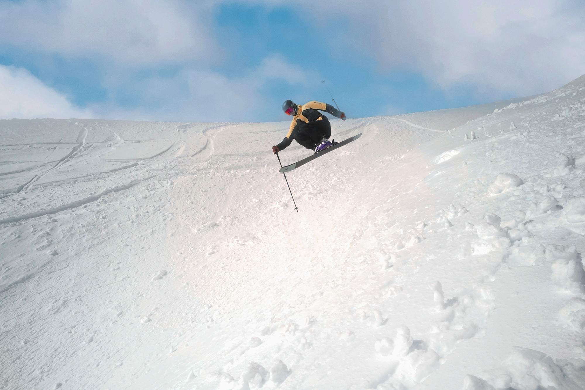 Skitest 2025/26: Freeride- und Tourenski im grossen Outdoor Guide Vergleich