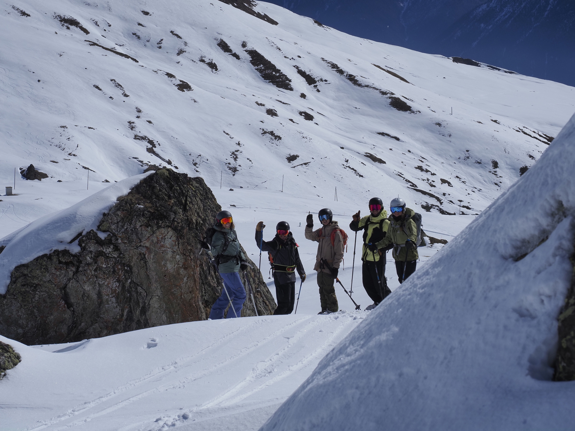Skitest 2025/26: Freeride- und Tourenski im grossen Outdoor Guide Vergleich