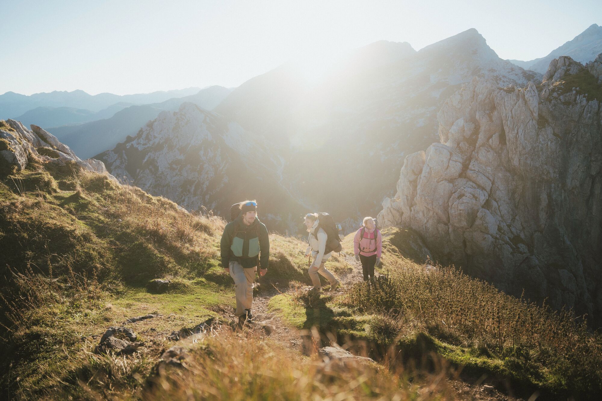 Weitwandern & Mehrtagestouren: Packliste und Tipps zum Gewicht sparen beim Trekking