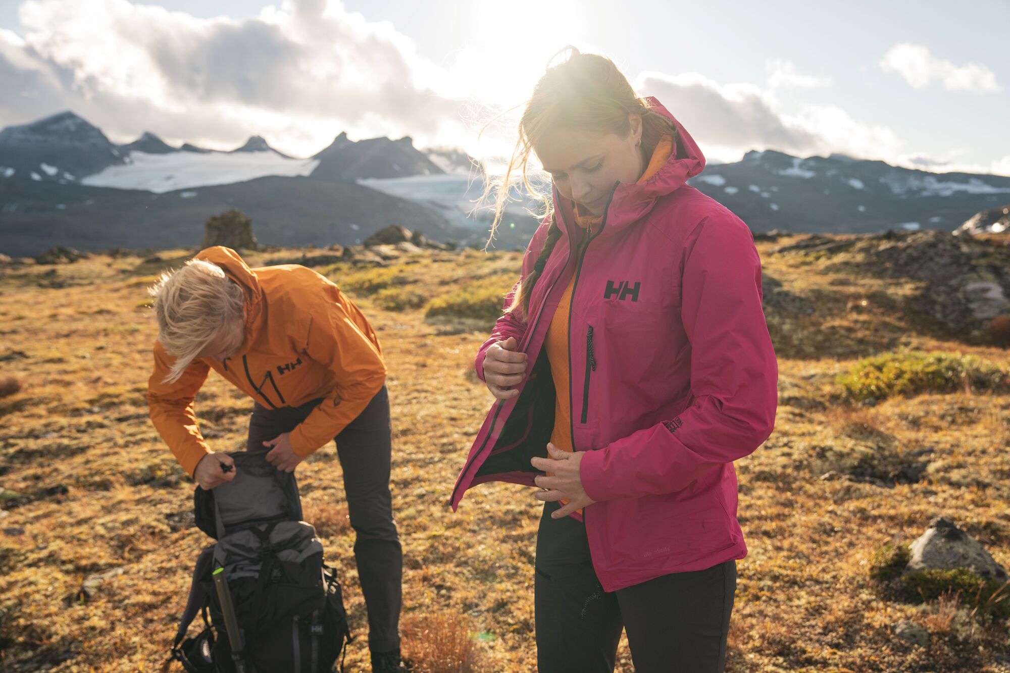 Die beste Wanderkleidung für den Sommer: Diese Bekleidung gehört auf jede Tour